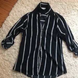 Women’s button up